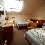 ラウドナ ホテル 3*