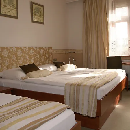 Roudna 3* Plzen